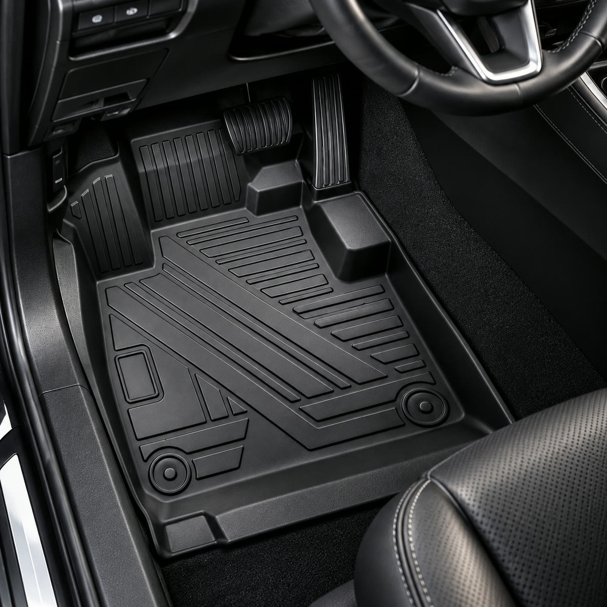 Same footwell protected by a custom-fit TPE floor liner